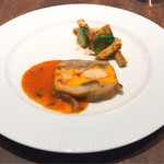 ル ボークープ - オマール海老のムースと豚足のテリーヌ タイム風味のトマトソース