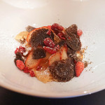 エクアトゥール - 苺とトリュフのデザート