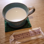 コメ・カフェ - 華麹ミルク