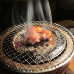 代官山 炭火焼肉 猿楽 - まだまだいただきます