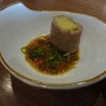 申虎 - ロースを薄くスライス春キャベツに玉葱のスライスを巻いて蒸した物