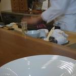 申虎 - ハンバーグ仕込み中