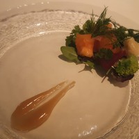 エル ブランシュ - 前菜。サーモン。