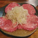 マル超ホルモン - タン塩