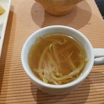 ちこり村 - もやし入りカレー風味のスープ