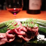 カモシヤ クスモト