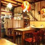 Cafe 't Singeltje Old Dutch Pancake House - かわいらしい店内