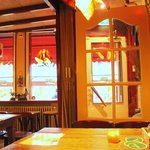 Cafe 't Singeltje Old Dutch Pancake House - かわいらしい店内