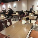 故宮晶華 - この日も気軽に台湾料理が楽しめるとあって広い店内は地元の方や外国からのお客様で賑わってました。