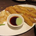 故宮晶華 - 友人がチョイスしてくれた最初の一品はエビ入り米の蒸し餅５０元、最初はスープかと思ってたらちゃんと中に蒸し餅が入ってました。