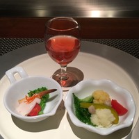 神戸プレジール 本店 - お酢ドリンクとアミューズ