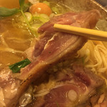 彩色ラーメン きんせい総本家 夢風 - 大和肉鶏の黄金塩らぁめん(1000円)