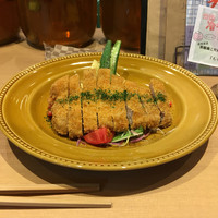 京洋食 まつもと - 豚ロースカツのアップ