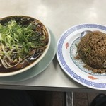 新福菜館 - 中華そば(小)とやきめし