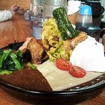 カレーやさん リトルショップ - スペシャル(要は全のせ)¥800　ホリゾンタルアングル