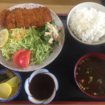 とんかつ まるい - 料理写真:とんかつ定食