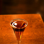 神谷バー - 美しい電気ブランに酔いしれる。