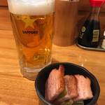 立凪 - お通し 300円 ＋ サッポロ生ビール 420円。
