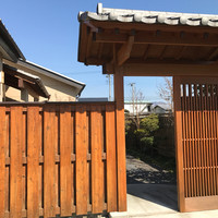 馳走 筏や - 駐車場から見た感じ