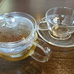 蕎麦貴石 - 蕎麦茶の出し方オシャレ〜(*^^*)