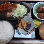 Nakahoritei - 日替わり定食：厚切り豚ステーキ＆すみいかのゲソすり身揚げ