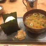 コメダ和喫茶 おかげ庵 - おにぎり・味噌汁・わらび餅