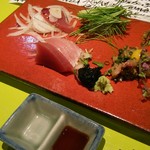 しゅんまん - 鰹の塩田タタキなど色々な旬の刺身盛り合わせ