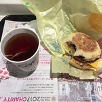 マクドナルド 初台店 - ソーセージマフィンコンビ紅茶200円