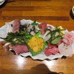 約１５種の刺身盛り合わせ（３人前）