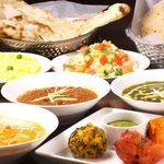 Gonguru - 
      人気のインド料理を堪能できる＜飲放付4740円＞～！