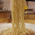 味噌ぶりNoodle みやみや - 煮干中華そば680円 麺アップ