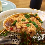 麺屋 つるる - 溶き卵でまろやかに