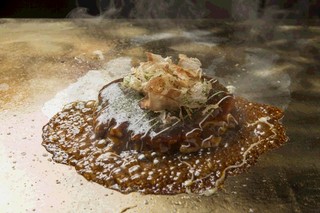 Okonomiyaki Jirou - 関西風お好み焼き