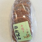 かたぱんや - 料理写真:かたぱん1袋15枚　550円