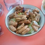 らぁめん天山 - 焼もつ丼