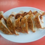 らぁめん天山 - しそ餃子(手前)＆餃子(奥)