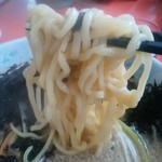 らぁめん天山 - 背脂岩のりらあめん(リフト)