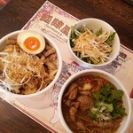 麺線屋formosa - 麺線とチャーシュー丼のハーフ&ハーフセット