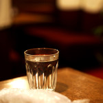 名曲・珈琲 麦 - 布のおしぼりが嬉しい。