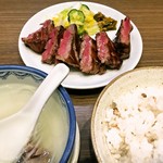 森商店 - 極厚牛タン定食