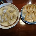 ももや - 水餃子と焼き餃子(^^)