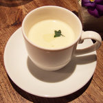 スパイスカフェ - サツマイモのスープ(2010年クリスマスディナー)