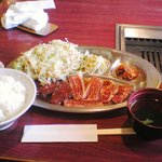 Fuenitsukusu Yakiniku Resutoran - 焼肉ランチ850円