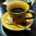 Gyarari Kokage - 淹れたての温かいコーヒーです