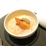 エクアトゥール - タラバ蟹とウニのフラン　タラバ蟹のカニ味噌とともに