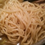 麺屋 音 - 特製濃厚煮干しそばの麺