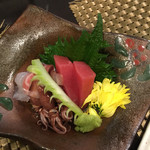 炭火焼鳥あずま - お刺身・・特にホタルイカが美味しかったです