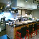 お好み焼き二狼 - オープンキッチン