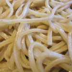 蔵＋蕎麦 な嘉屋 - 細打ちで涼しげぇ～。