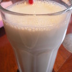 Ocean table - 牛乳